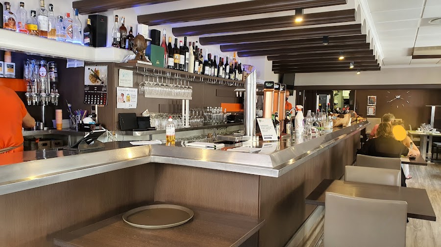 NOU BAR
