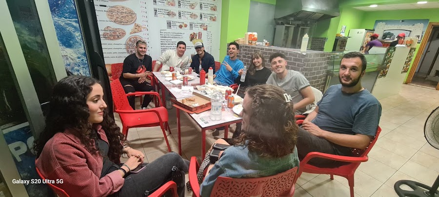 Pak almenara doner Kebab pizza Halal