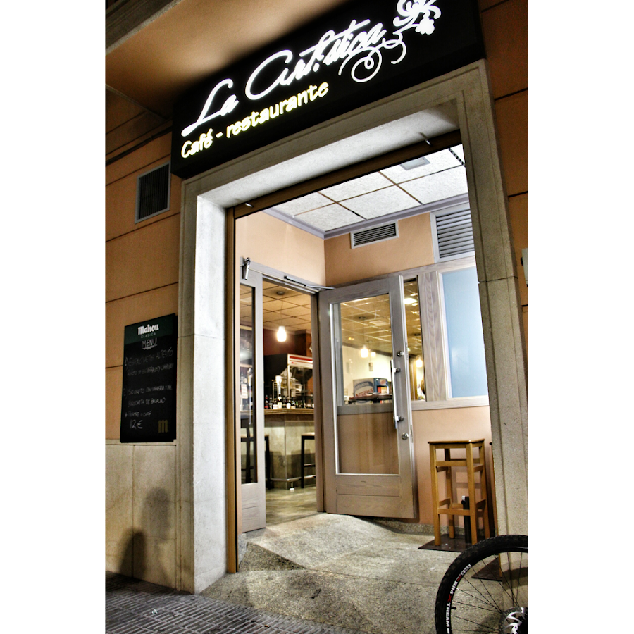 CAFE/RESTAURANTE LA ARTÍSTICA