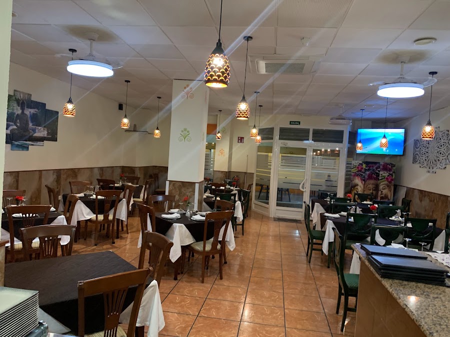 CURRYPIZZA INDIAN RESTAURANTE