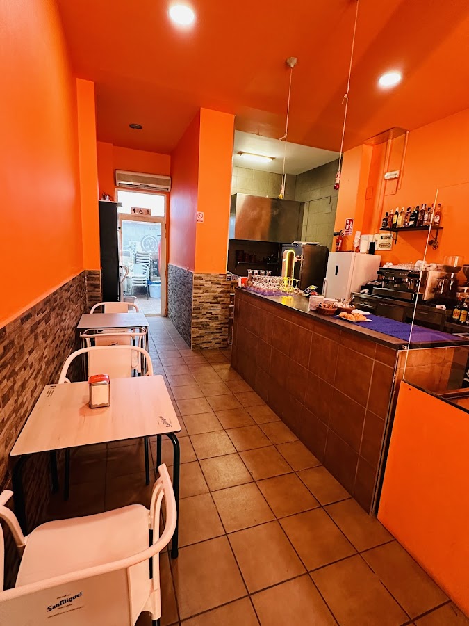 El bar Naranjito & KEBAB