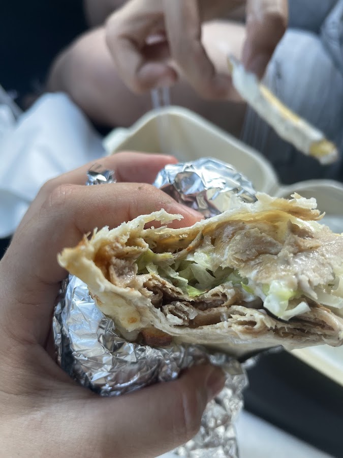 KING KEBAB Y PIZZERÍA ALCORAحلال
