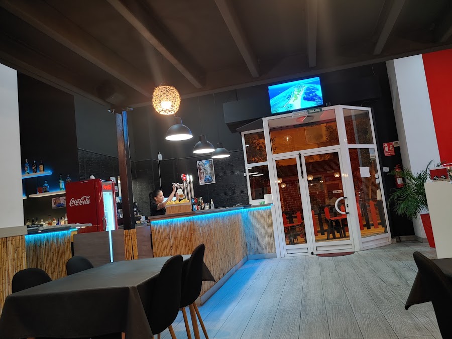 Restaurante pizzería caribbeans
