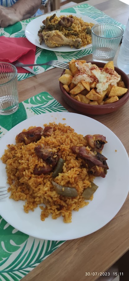 Sabor a brasa - Piscina de Benafer